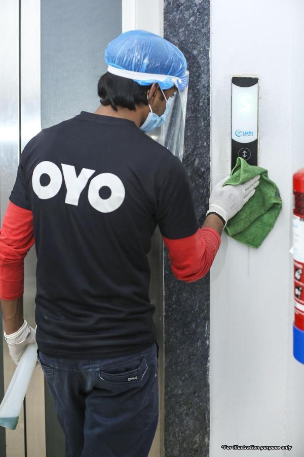 Oyo Collection O 78295 Da 2 Day Indore Eksteriør bilde